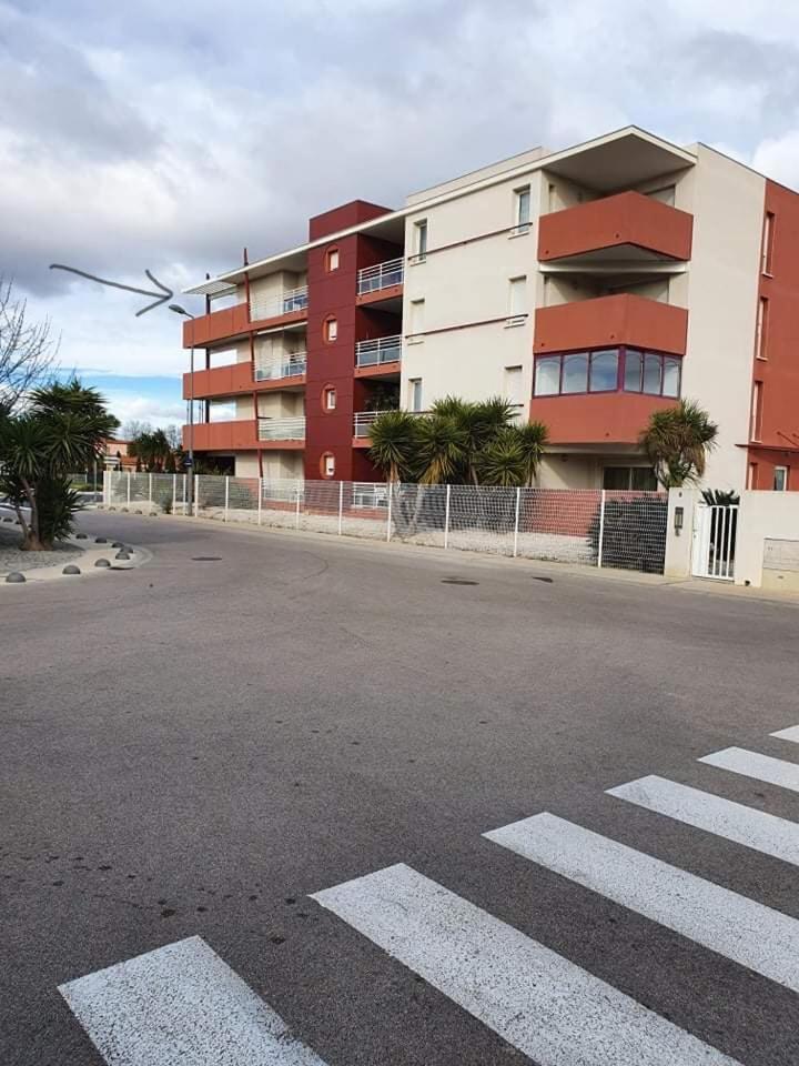 Logement Entier, Calme, Hyper Equipe Saint-Laurent-de-la-Salanque Ngoại thất bức ảnh