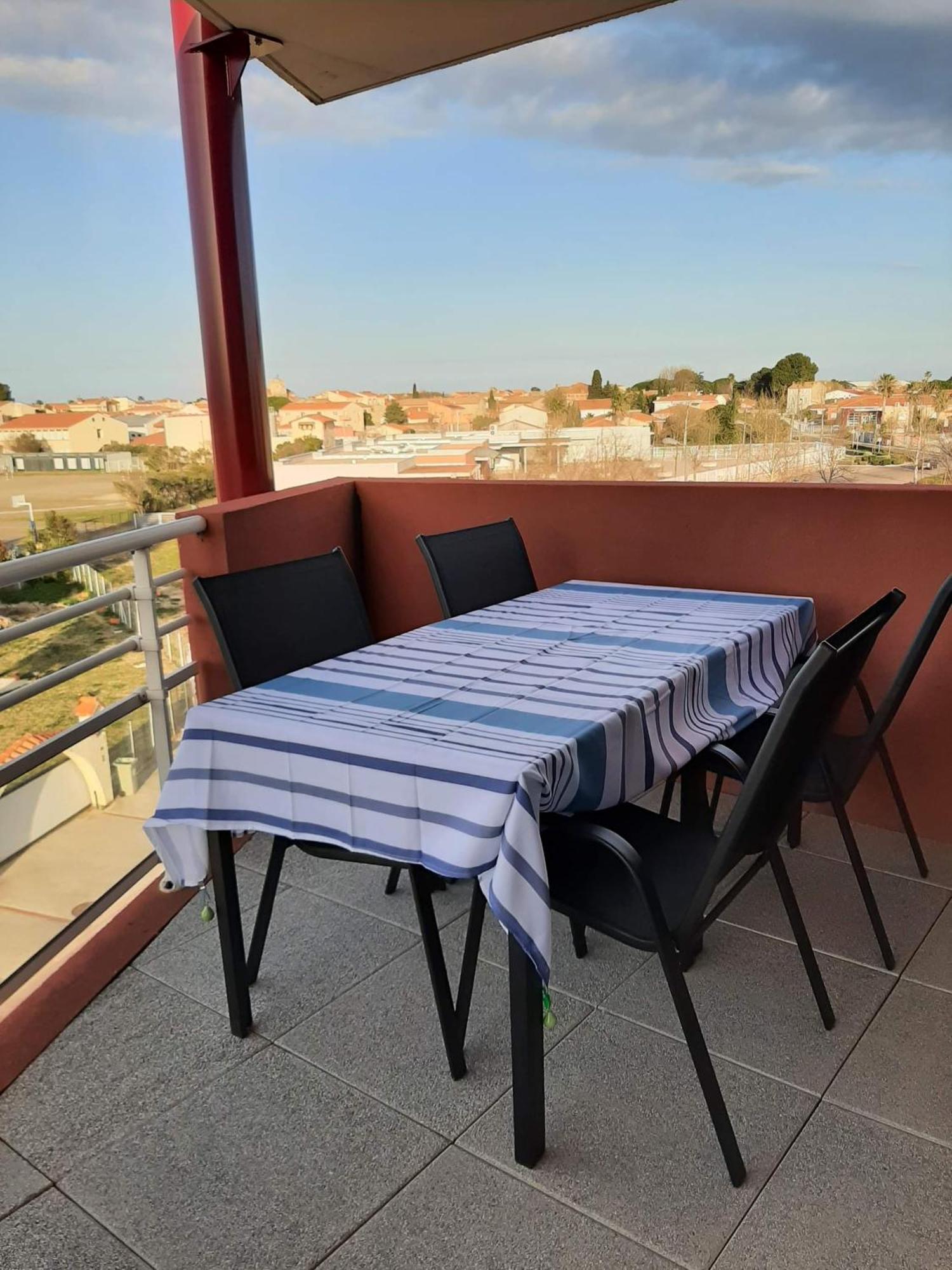 Logement Entier, Calme, Hyper Equipe Saint-Laurent-de-la-Salanque Ngoại thất bức ảnh